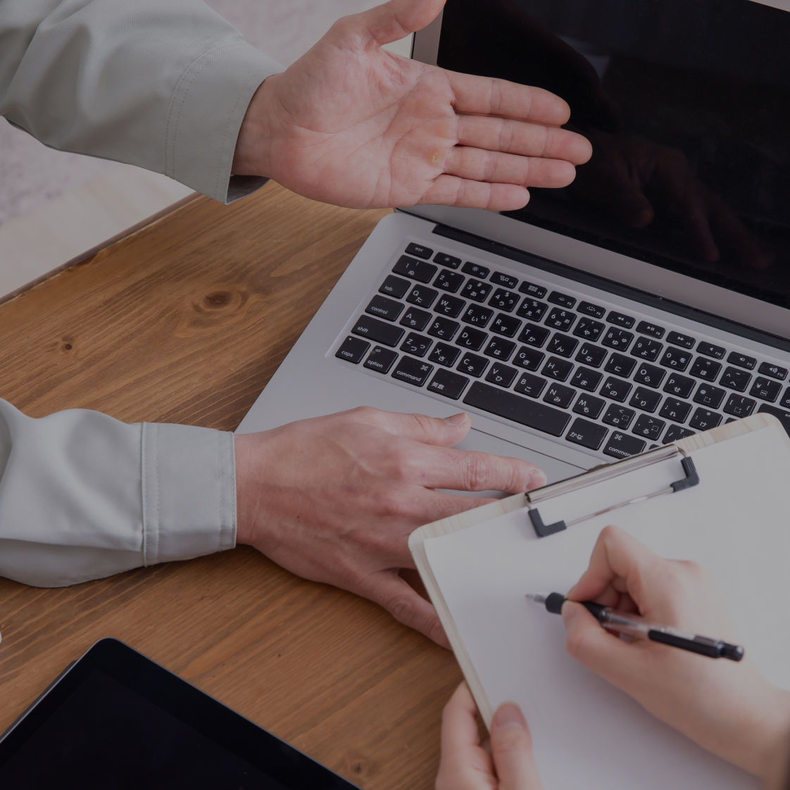 現場条件に適した対策工法・施工方法を提案致します。<br />現場経験からお客様の懸念事項を解決し、より良い工法をご提案致します。<br />工法比較、積算、構造計算、仮設計画、施工計画図等